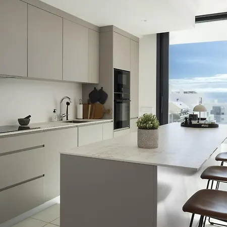 Luxury 3-bedroom In Higueron 公寓 Torremuelle