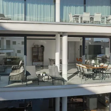 شقة Luxury 3-bedroom In Higueron *