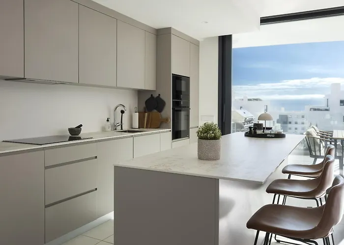 Luxury 3-bedroom In Higueron 公寓 Torremuelle